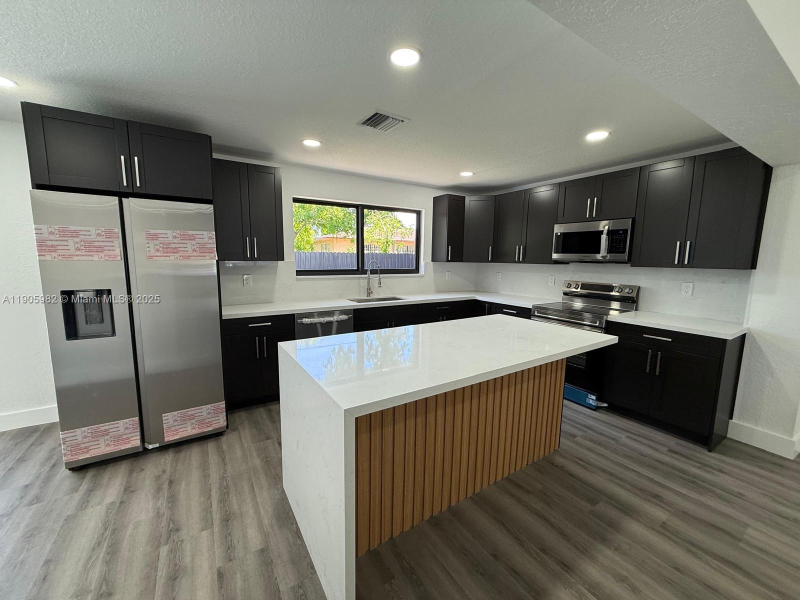 SIERRA 2ND ADDN - Residential