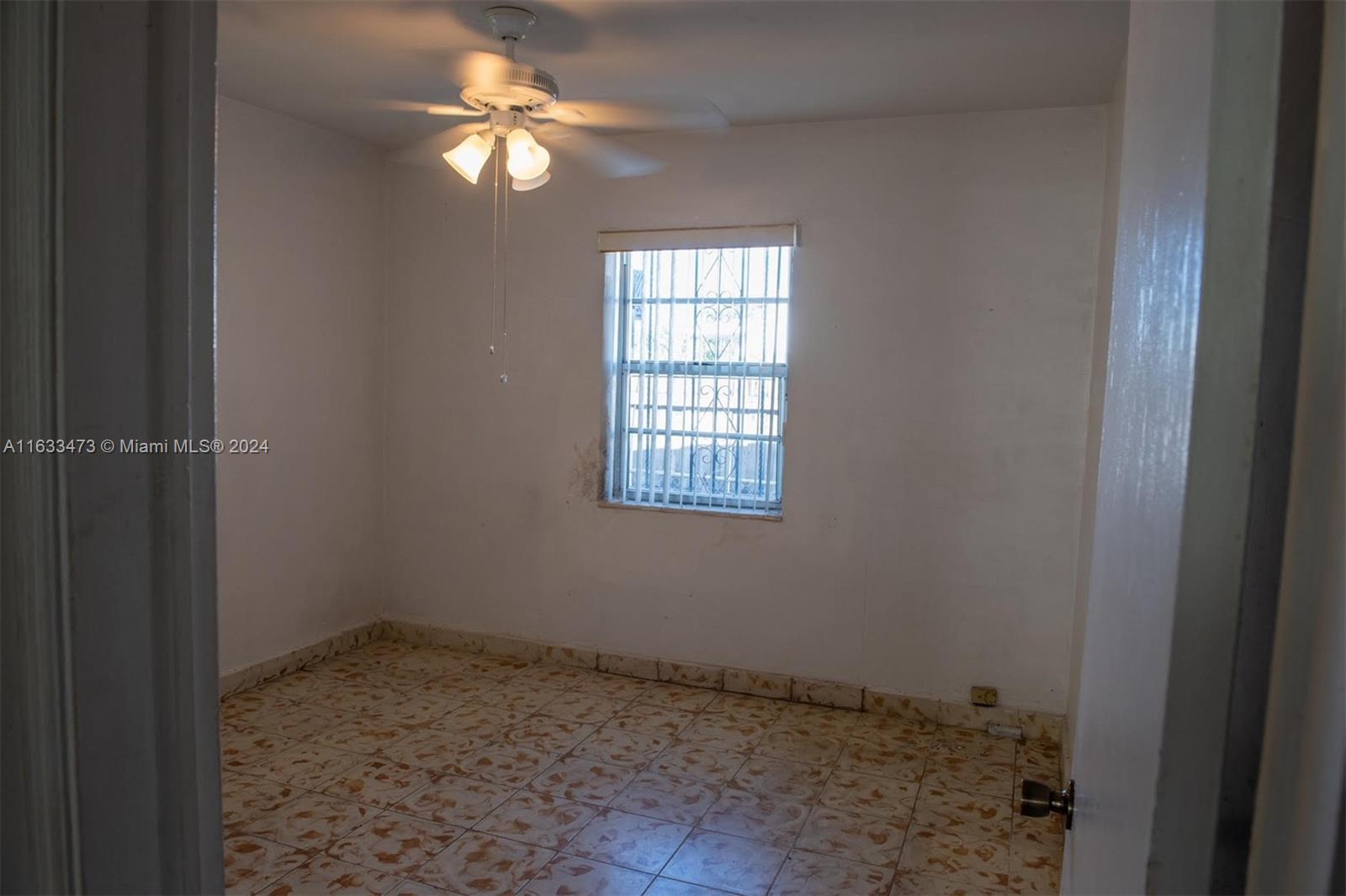 HIALEAH 13TH ADDN AMD PL - Residential