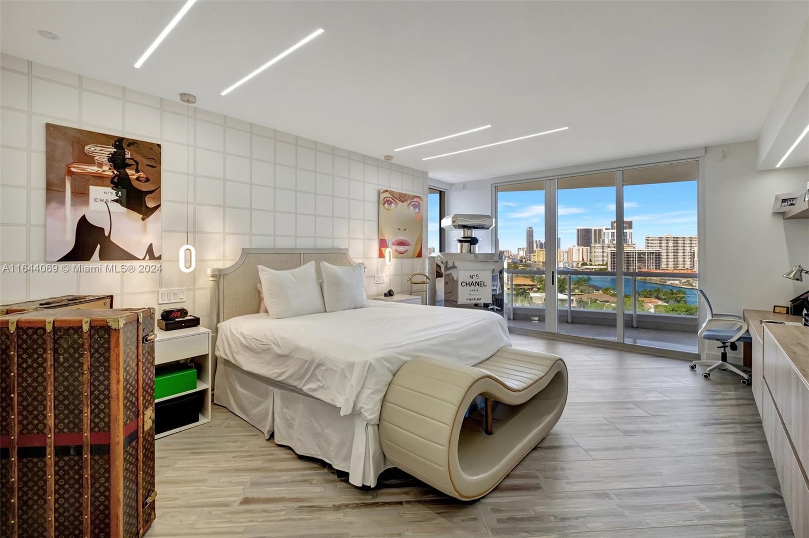 ATLANTIC I AT THE POINT C - Residential