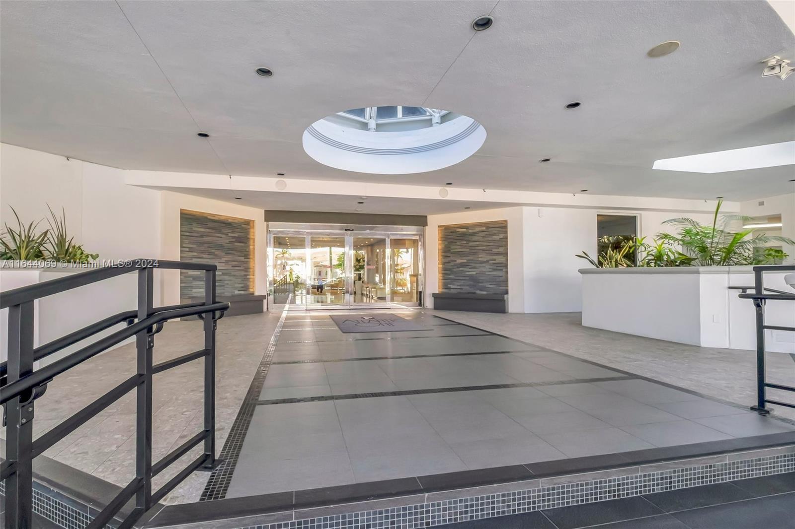 ATLANTIC I AT THE POINT C - Residential