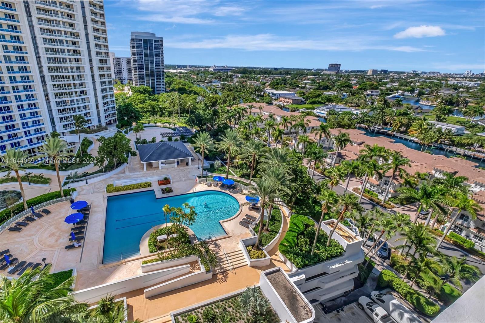 ATLANTIC I AT THE POINT C - Residential