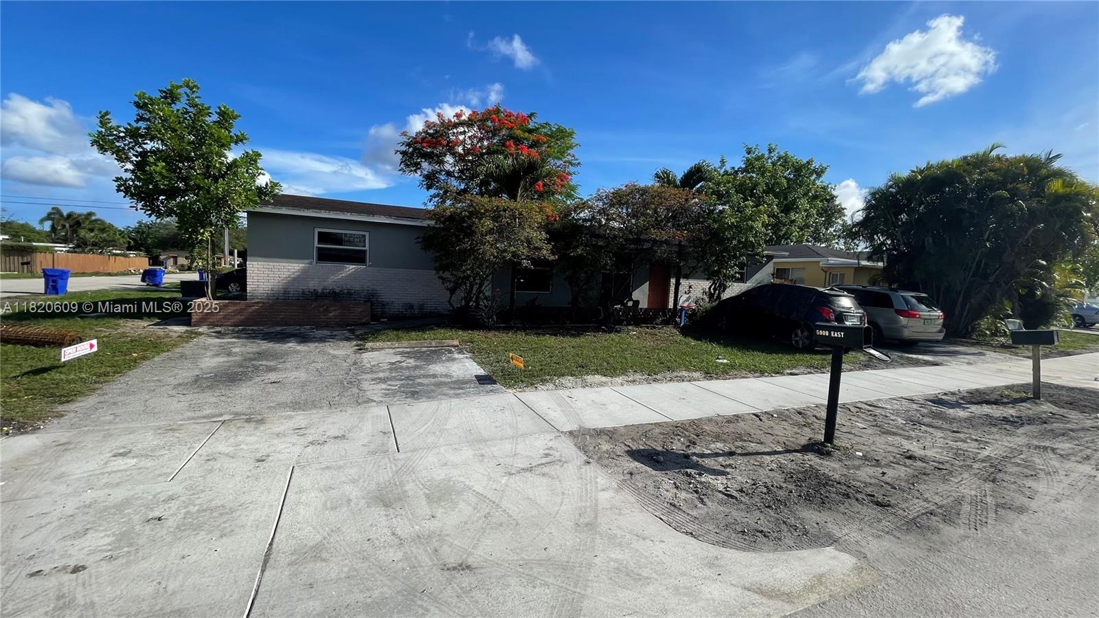 Rental Property at 5900 Garfield St East, Hollywood, Broward County, Florida - Bedrooms: 2 
Bathrooms: 1  - $2,099 MO.