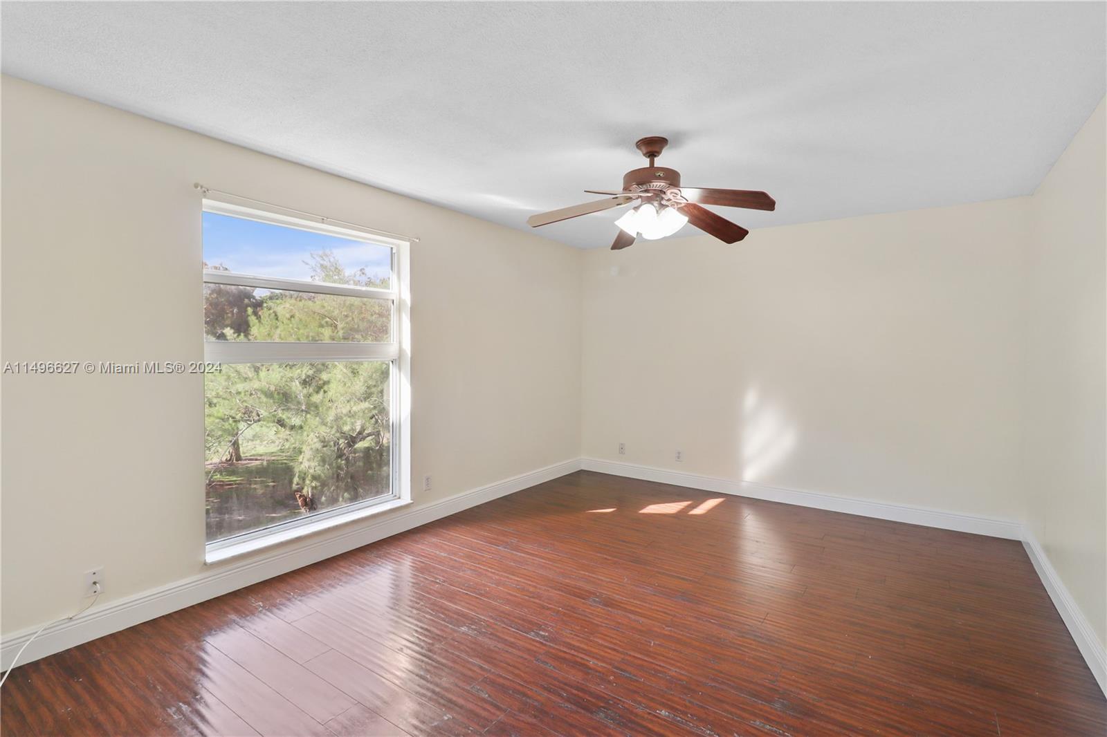 SANDS POINT CONDOMINIUM V - Residential Lease