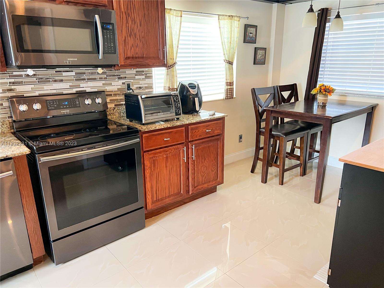 FULFORD BY THE SEA SEC U - Residential Lease