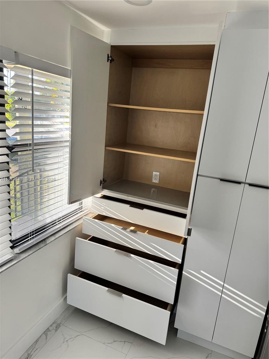 LUCERNE POINTE ONE,TWO,TH - Residential