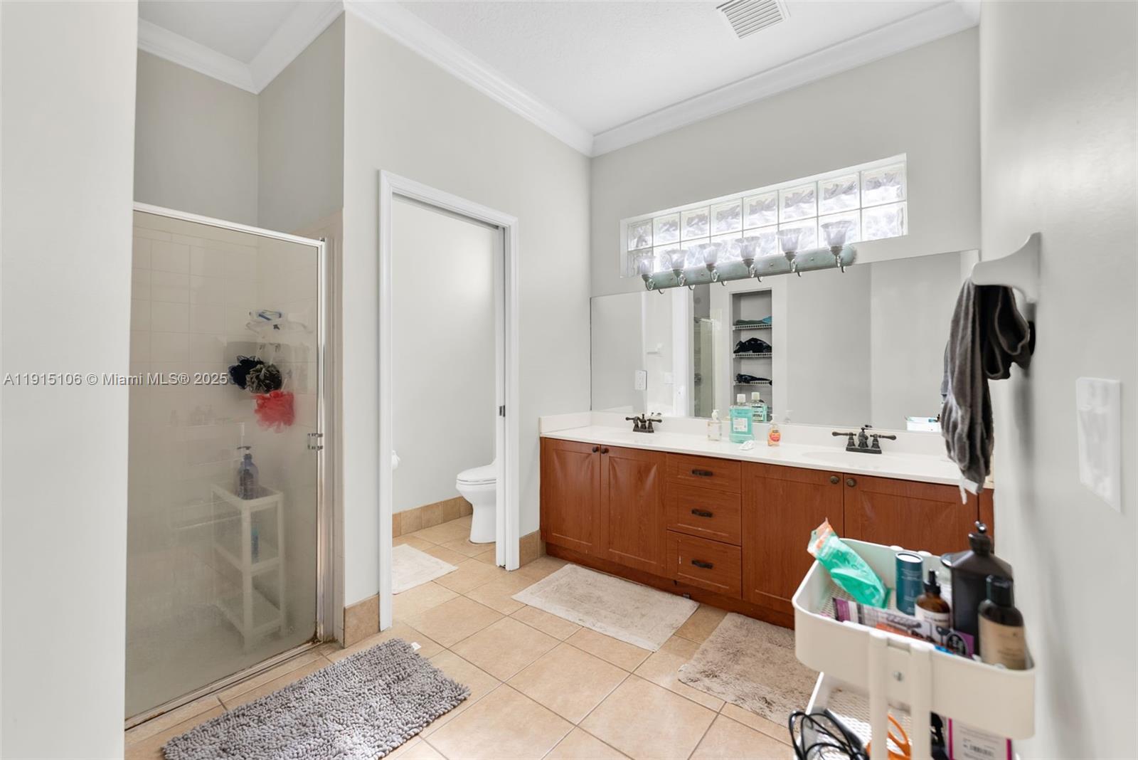 CYPRESS CAY - Residential Lease