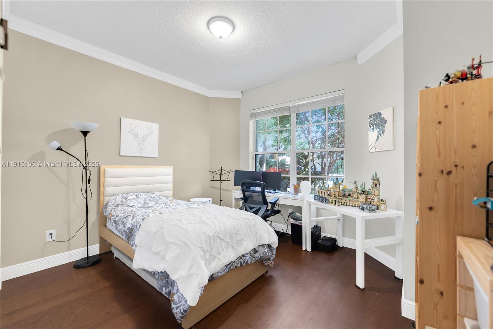 CYPRESS CAY - Residential Lease