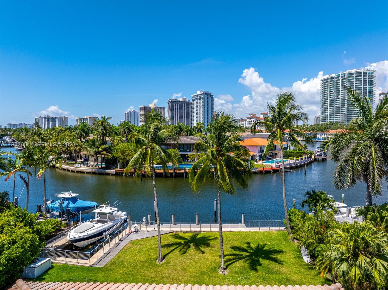 GOLDEN BEACH SEC D - Residential