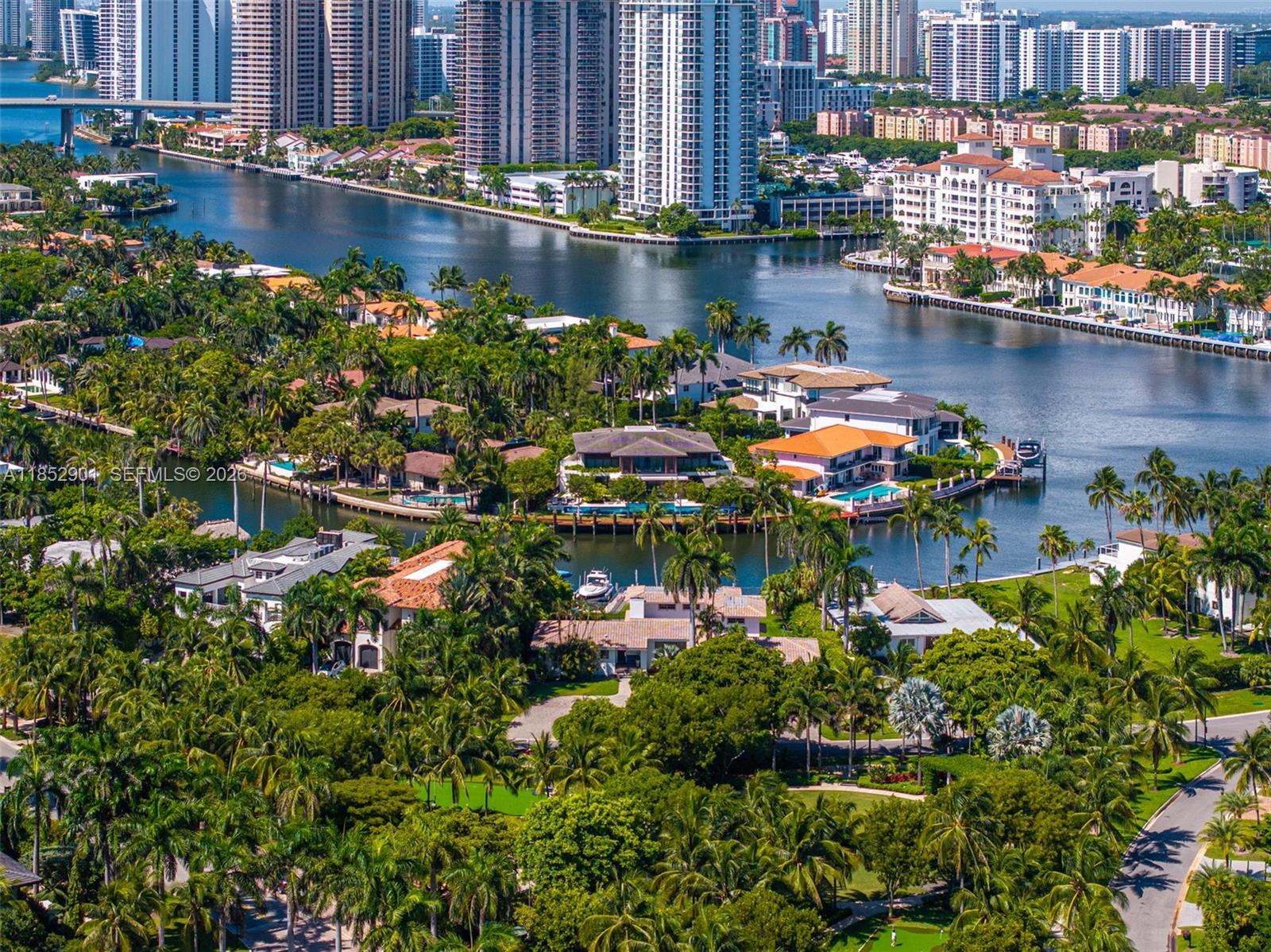 GOLDEN BEACH SEC D - Residential