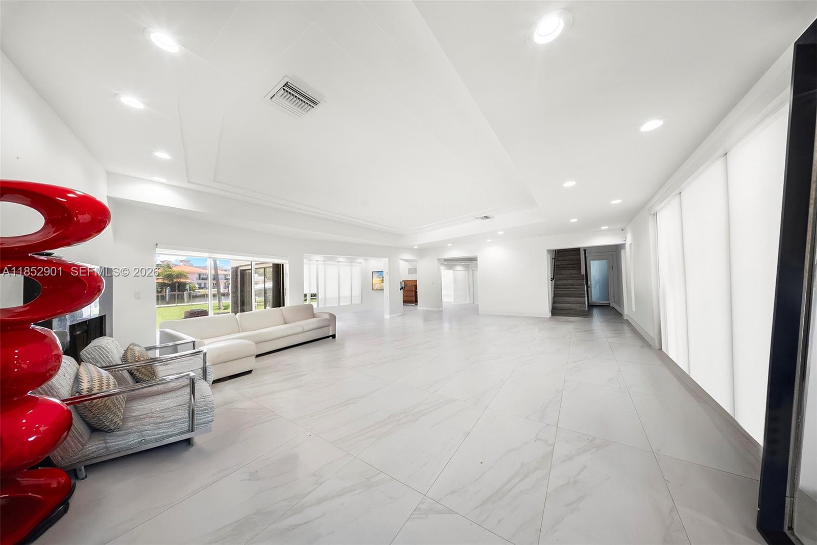 GOLDEN BEACH SEC D - Residential