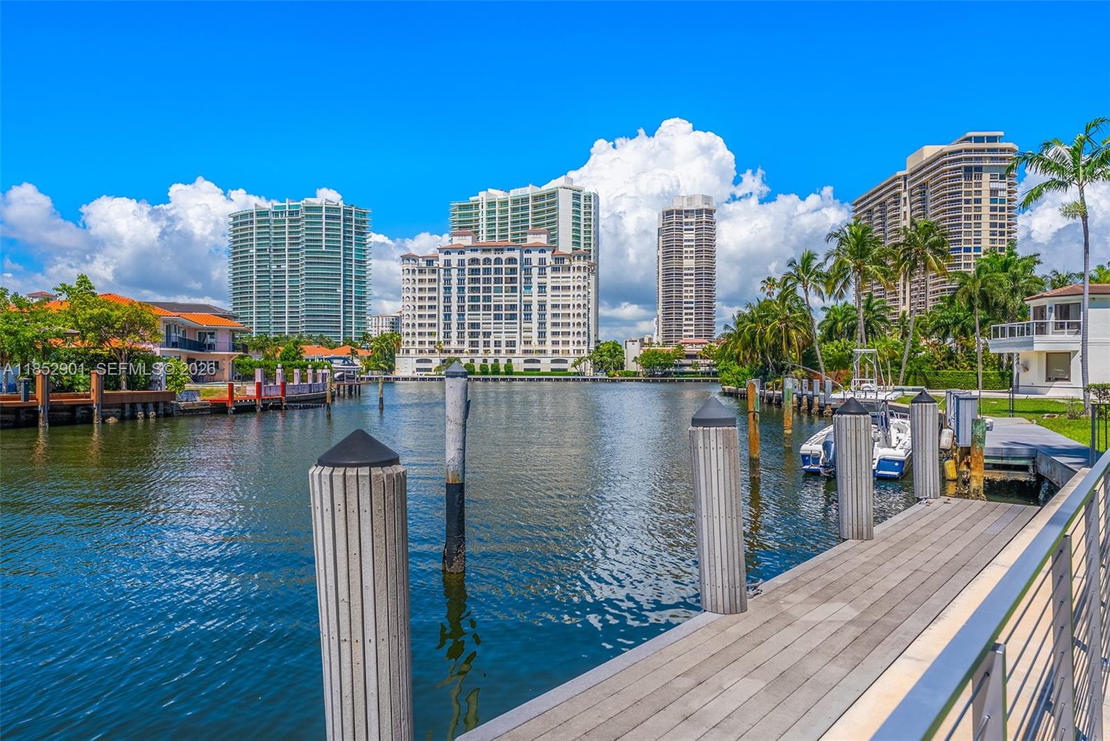 GOLDEN BEACH SEC D - Residential