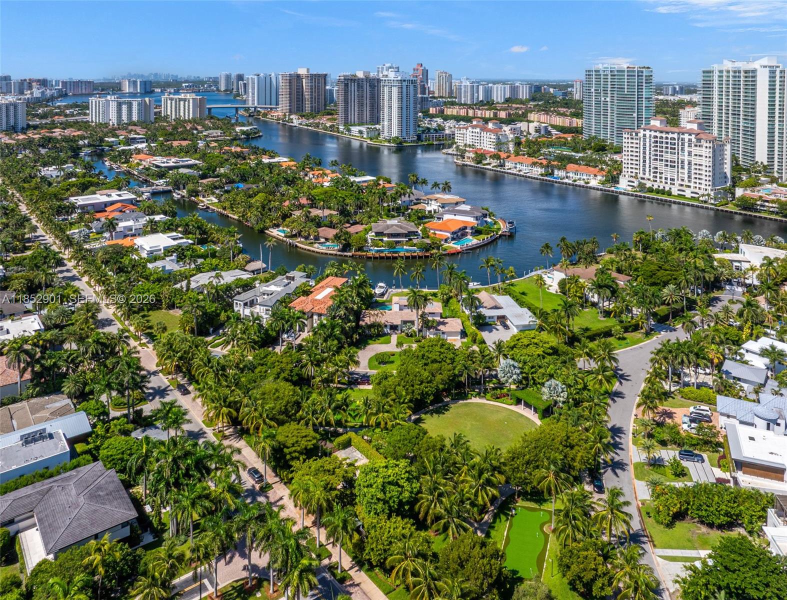 GOLDEN BEACH SEC D - Residential