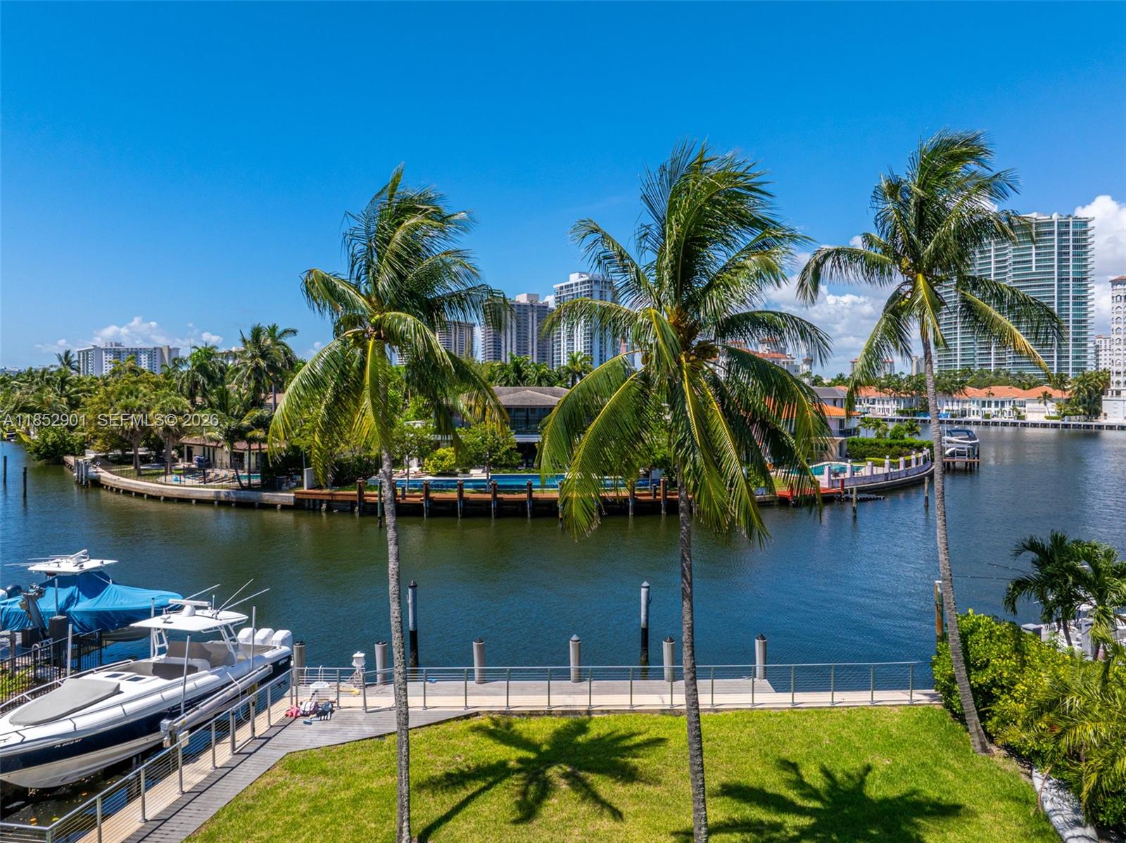 GOLDEN BEACH SEC D - Residential