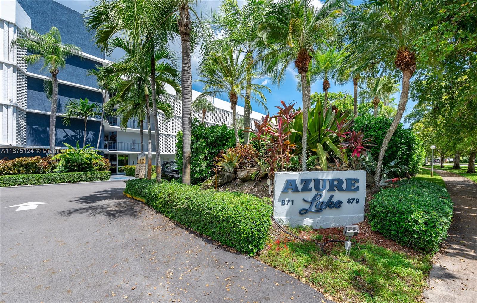 AZURE LAKE CONDO - Residential