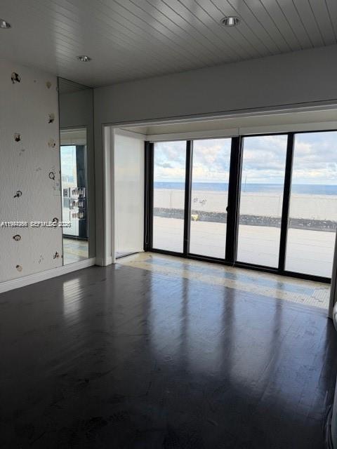 TURNBERRY ISLE CONDO - Residential