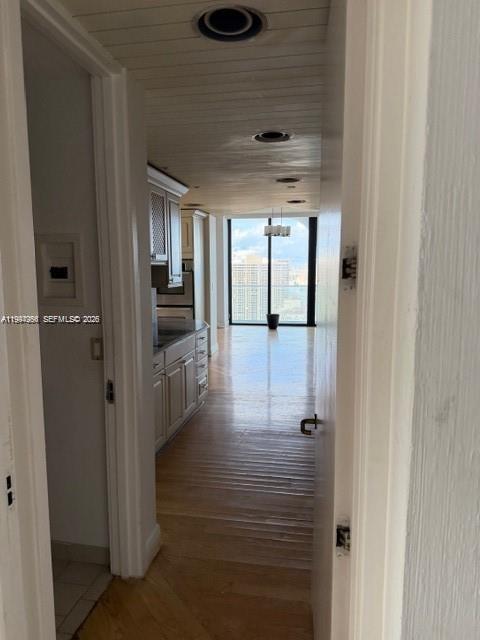 TURNBERRY ISLE CONDO - Residential