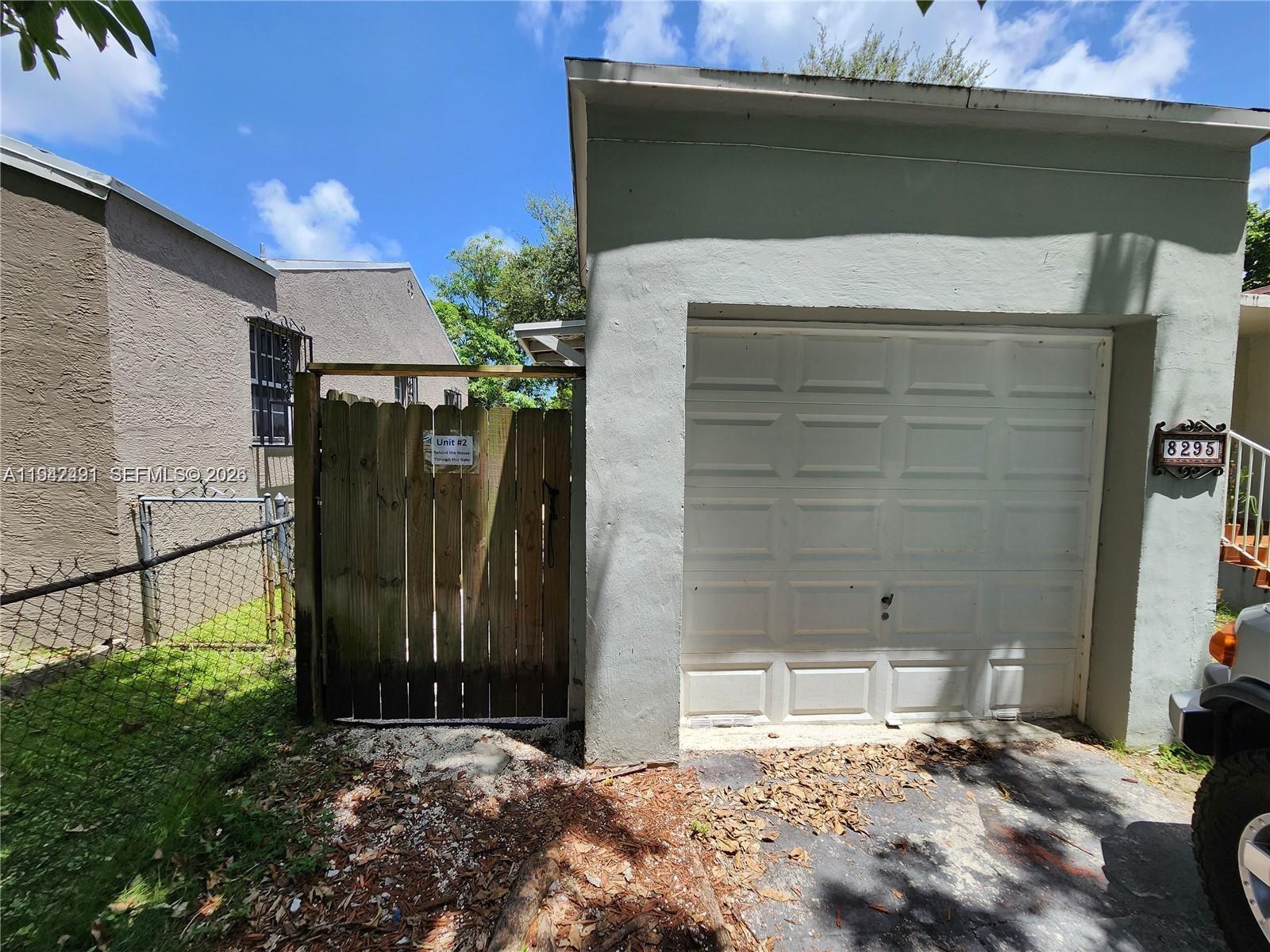 OAKLAND GROVE AMD PL - Residential Lease