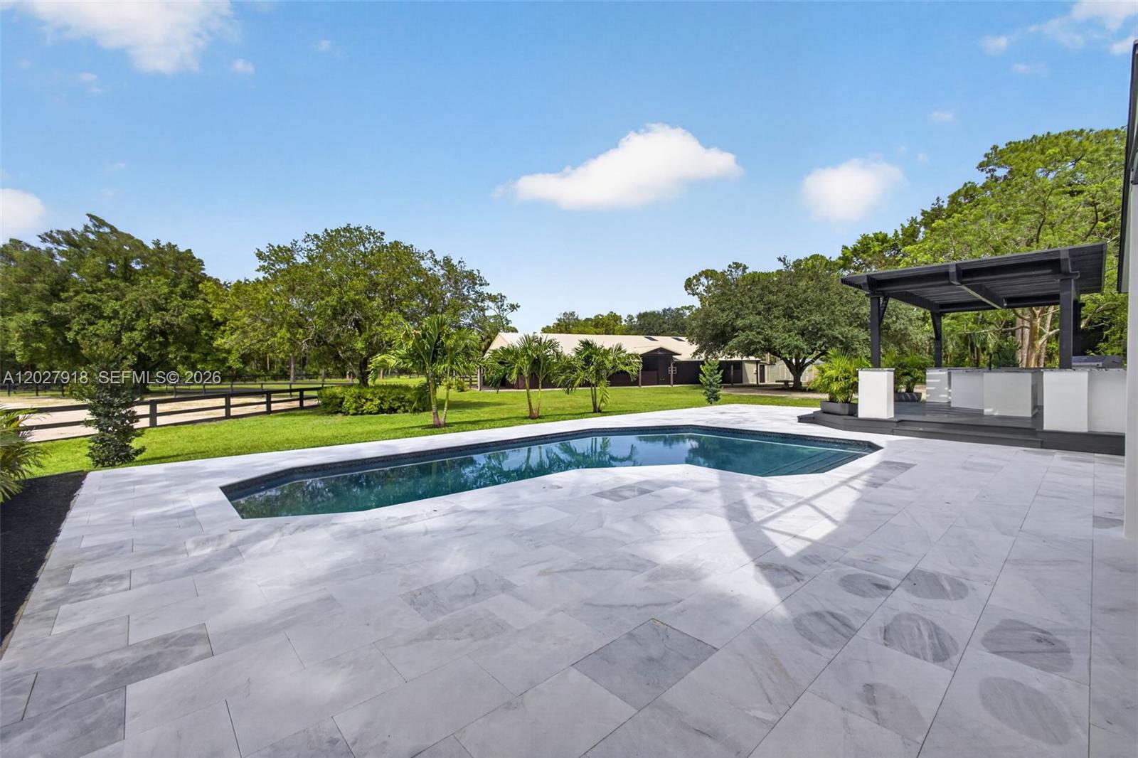 CALOOSA - Residential