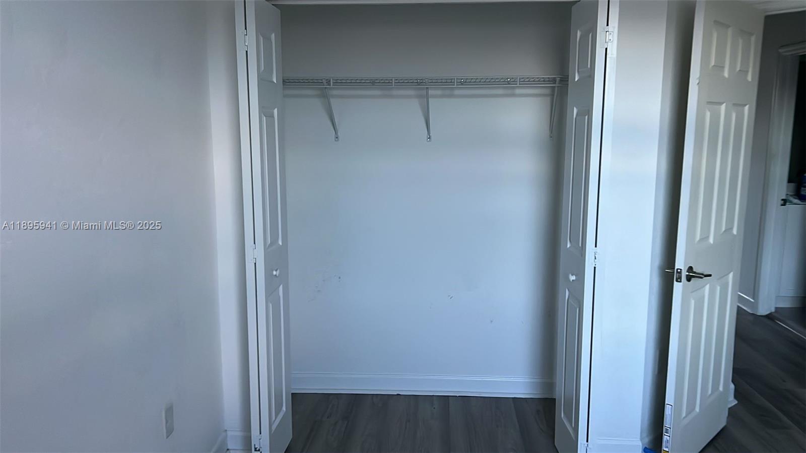 D & B SUBDIVISION - Residential Lease