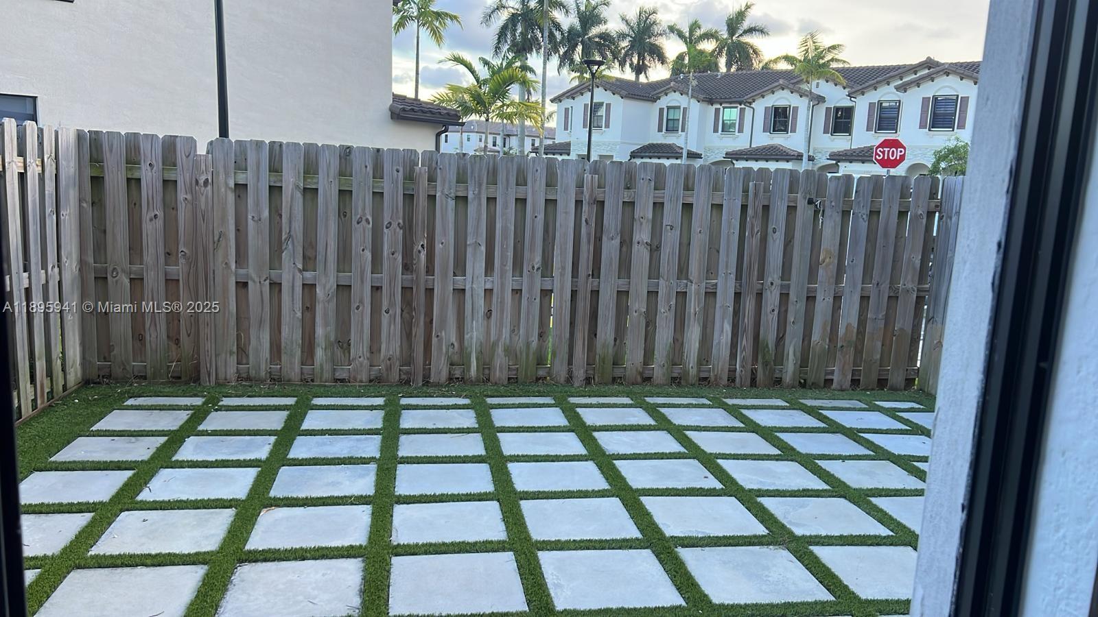 D & B SUBDIVISION - Residential Lease