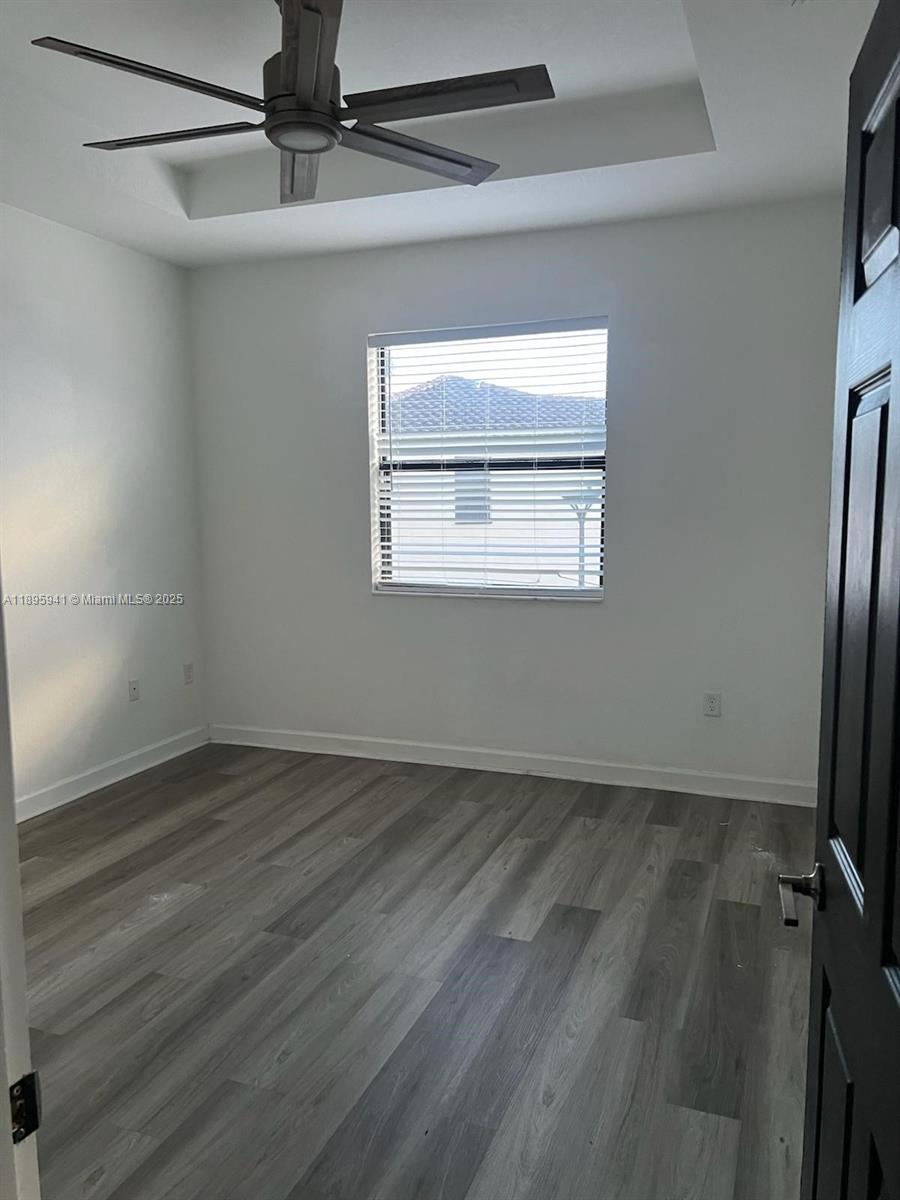 D & B SUBDIVISION - Residential Lease