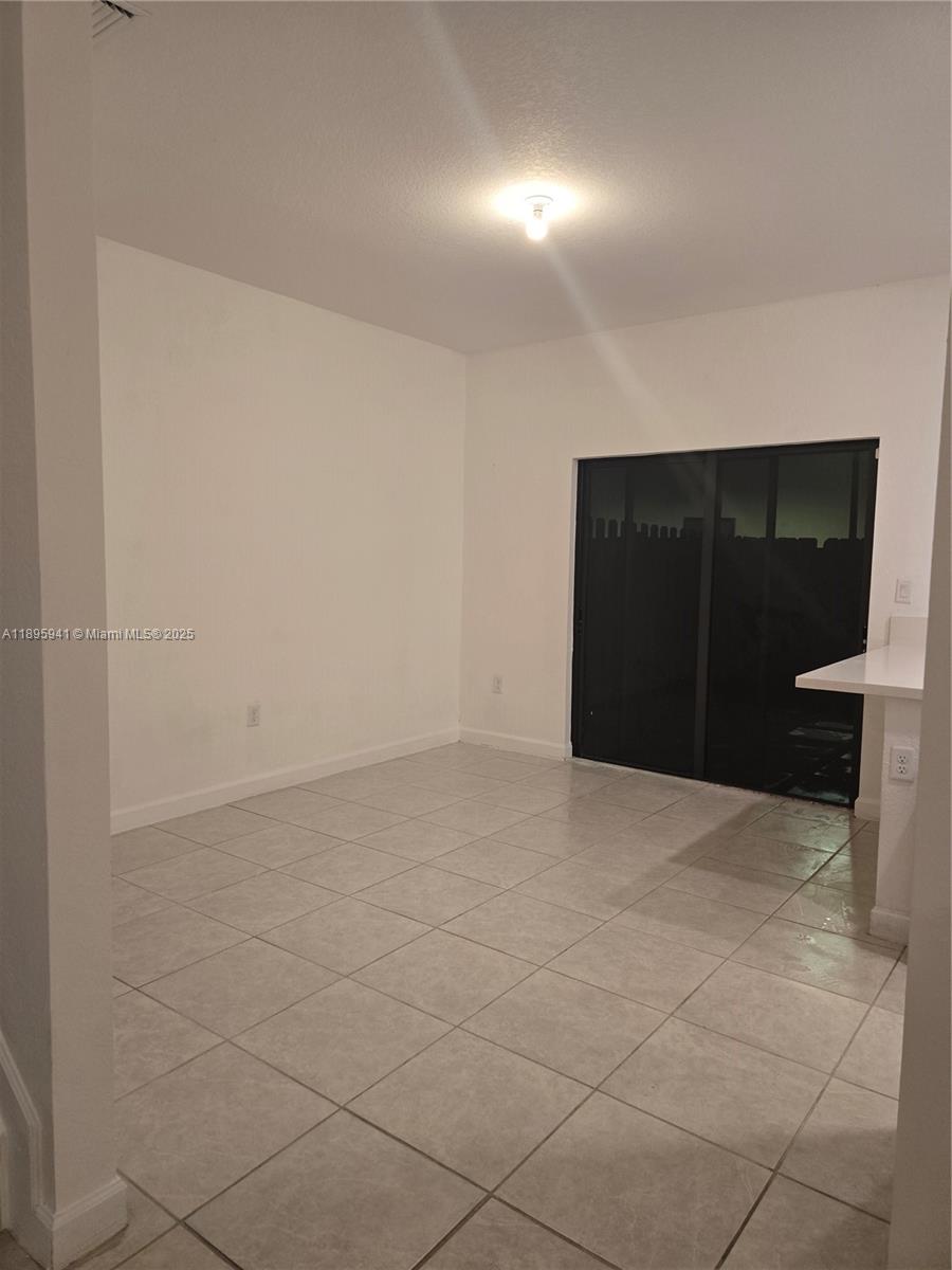 D & B SUBDIVISION - Residential Lease