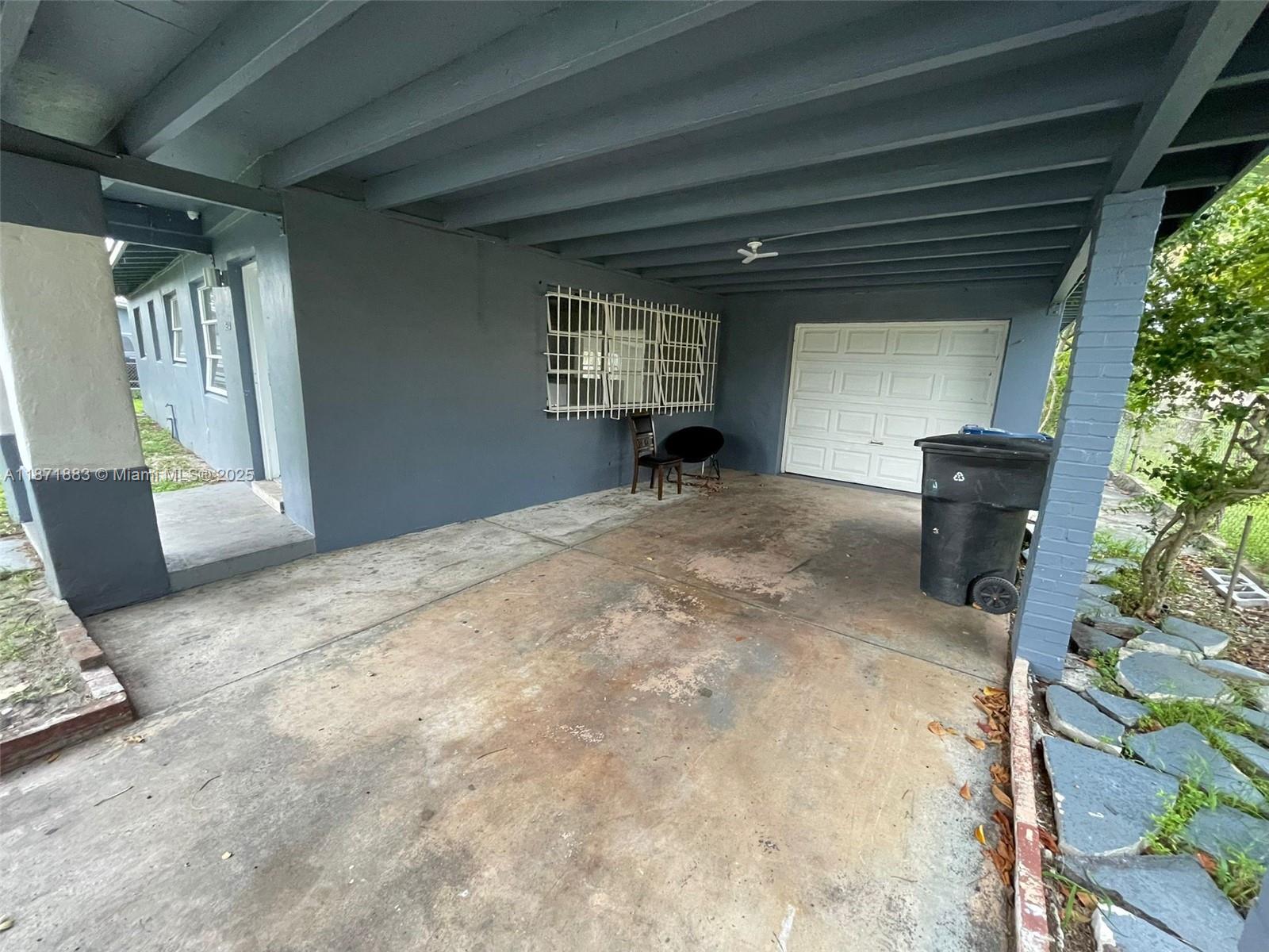 LAUDERDALE MANORS AMD PLA - Residential