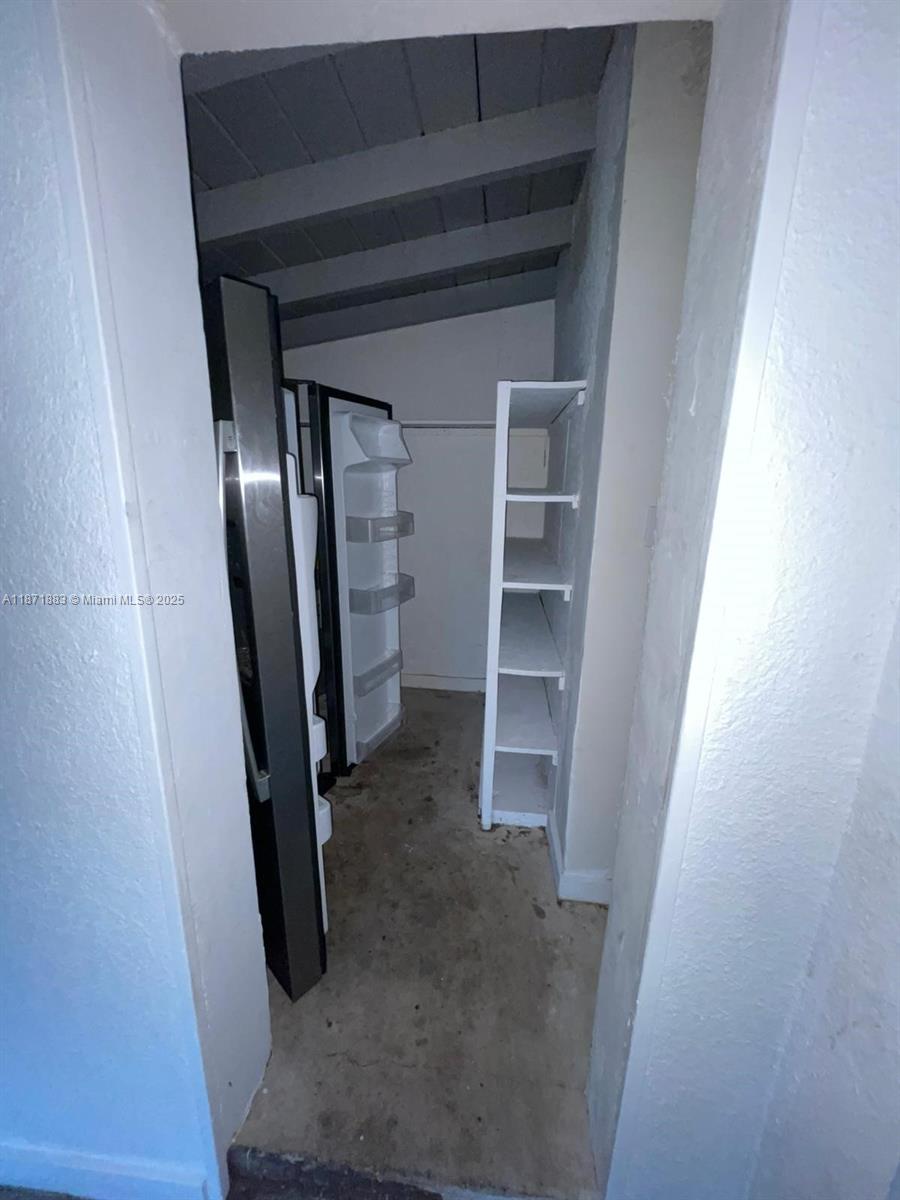 LAUDERDALE MANORS AMD PLA - Residential