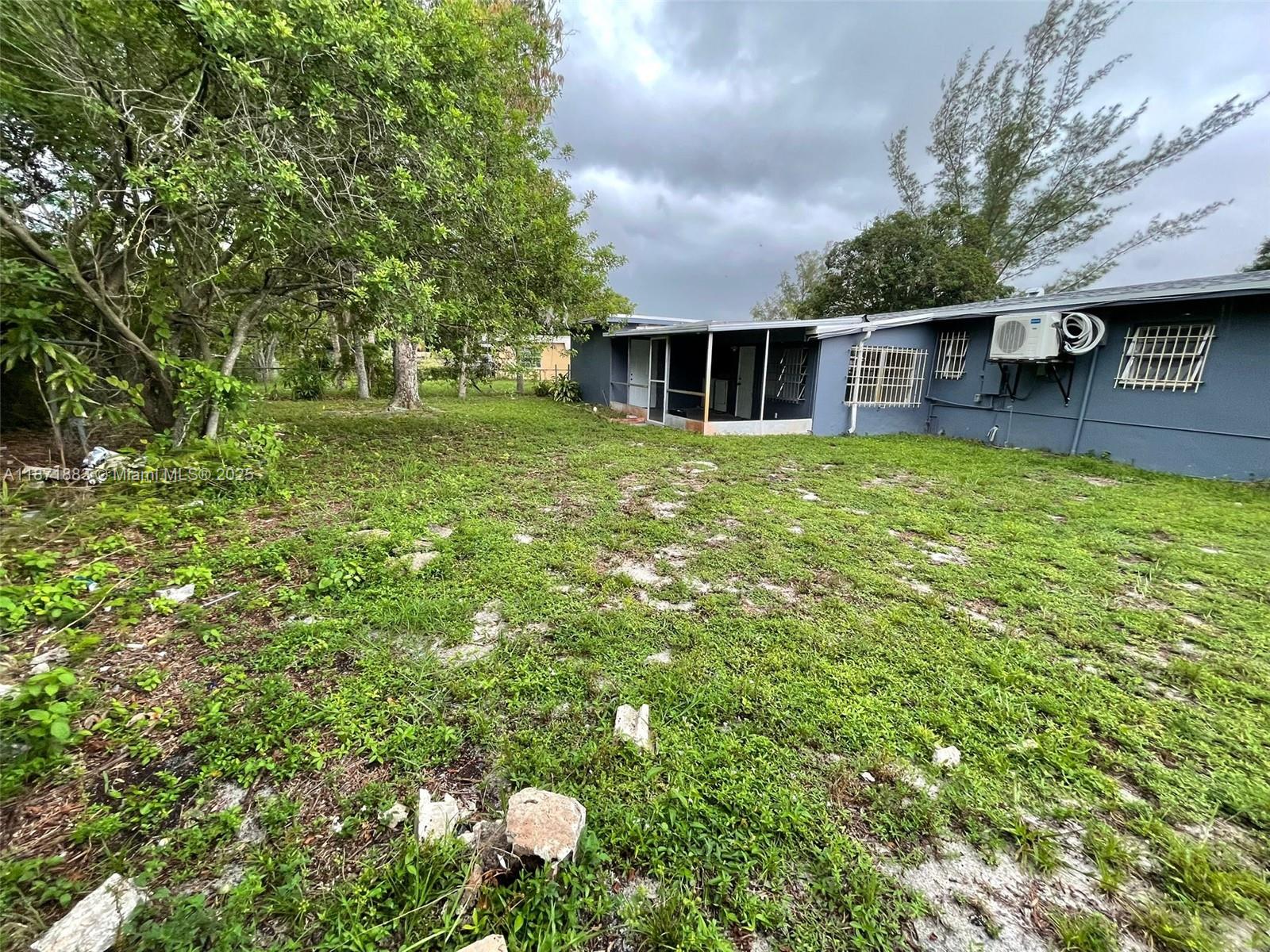 LAUDERDALE MANORS AMD PLA - Residential