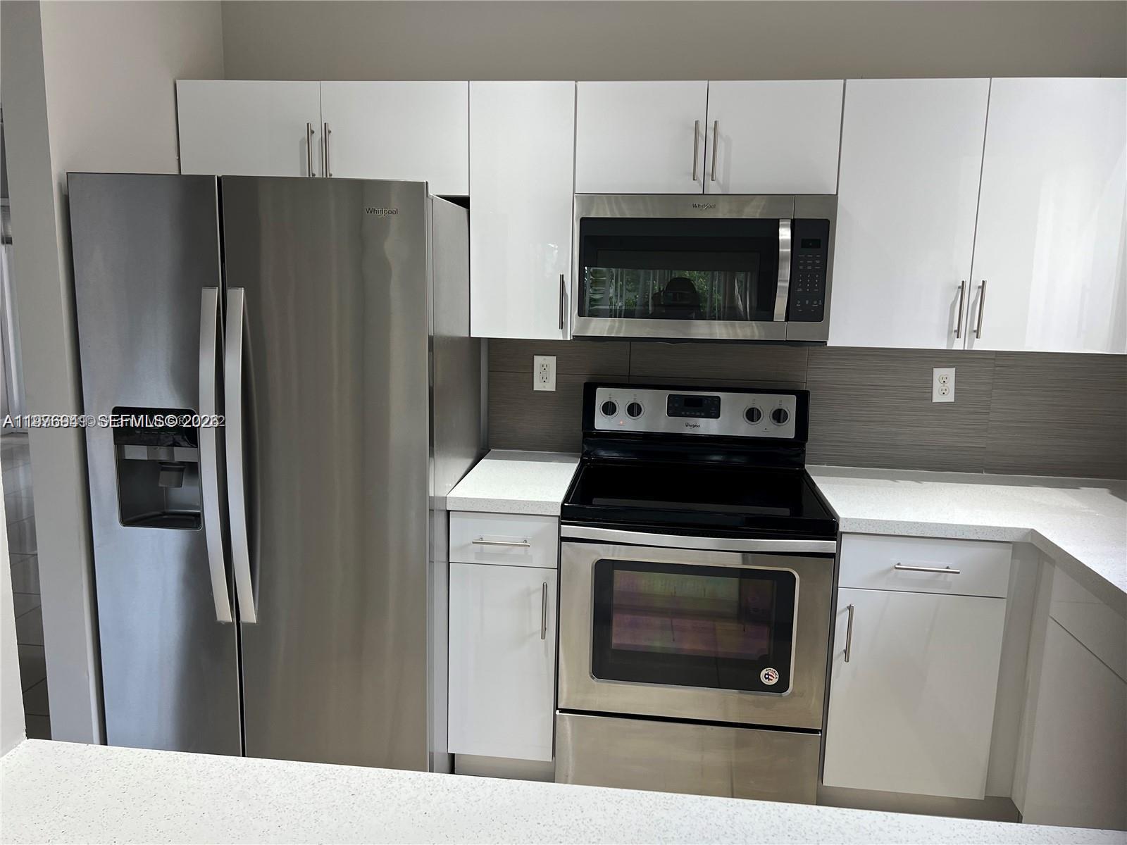 EMILIOS PLACE AT OASIS - Residential