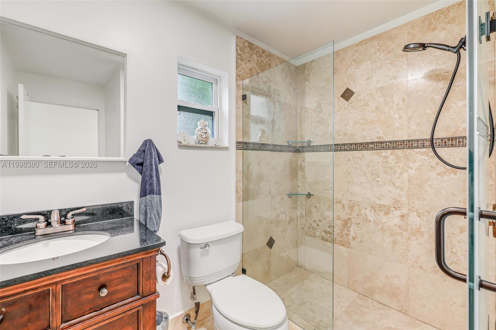 F SHENANDOAH - Residential