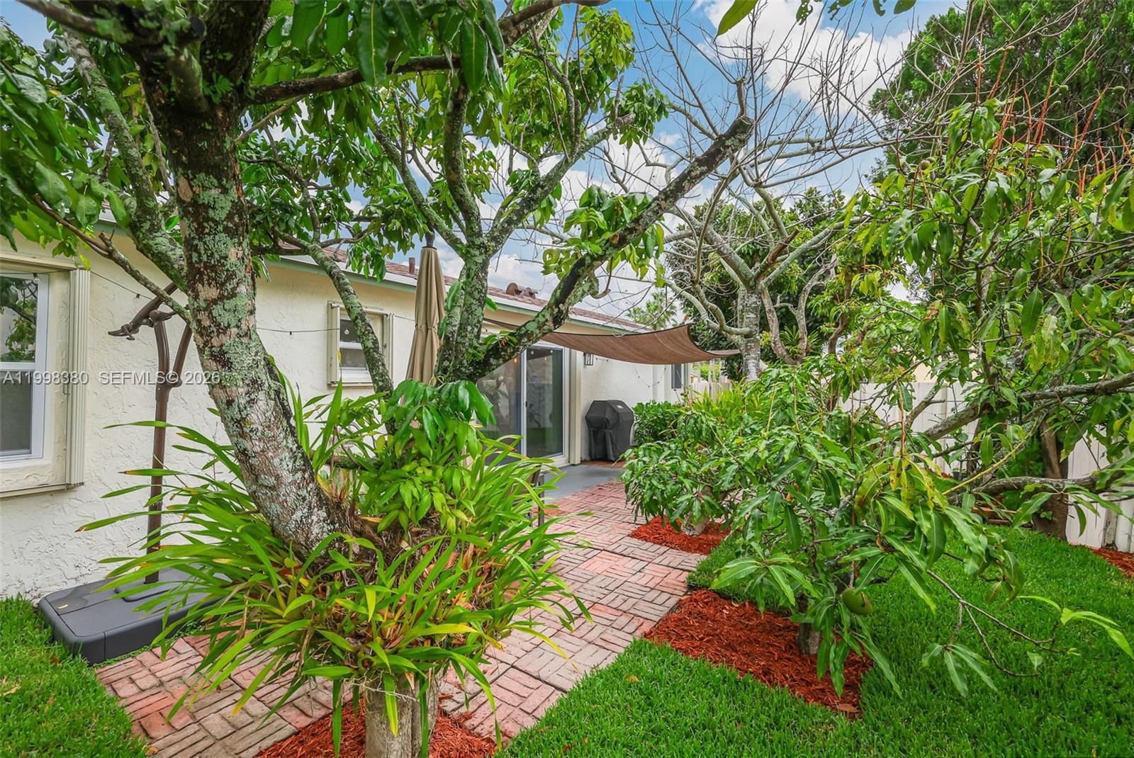 F SHENANDOAH - Residential