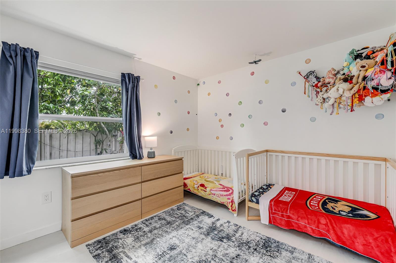 F SHENANDOAH - Residential