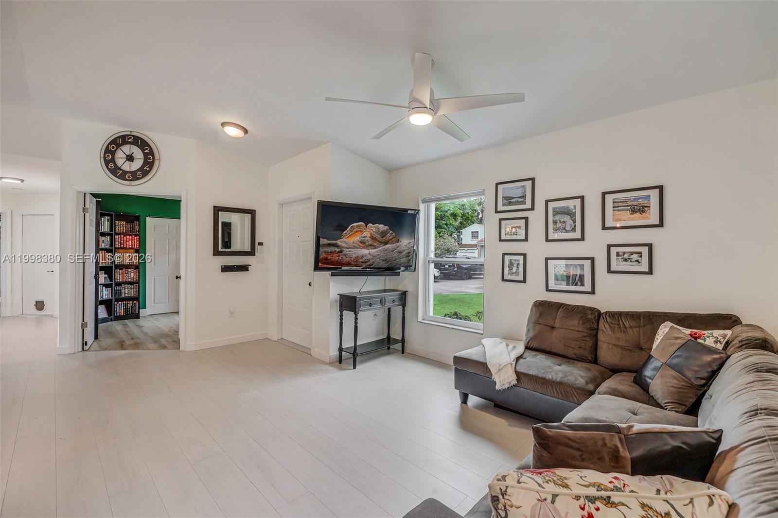 F SHENANDOAH - Residential