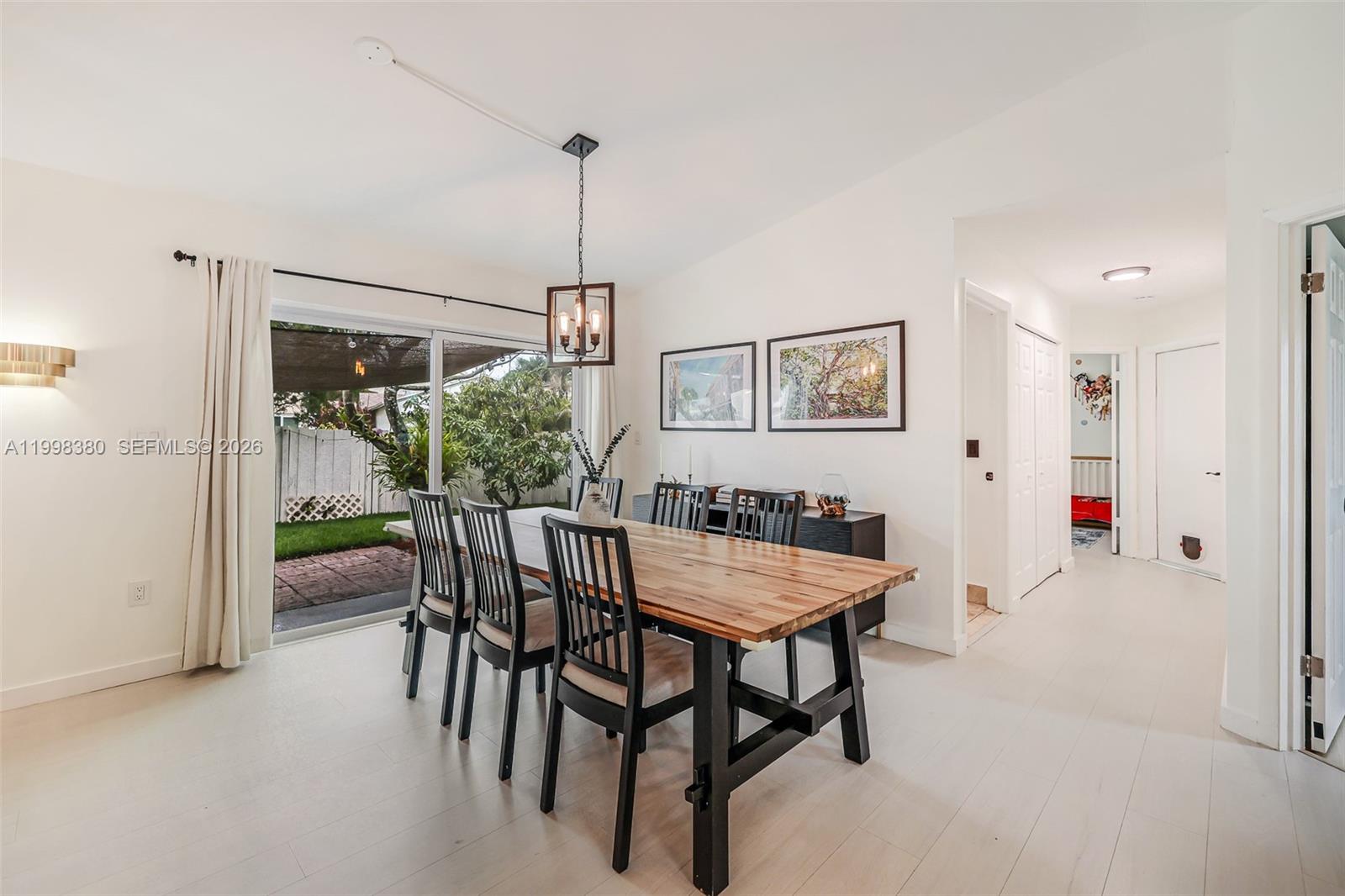 F SHENANDOAH - Residential