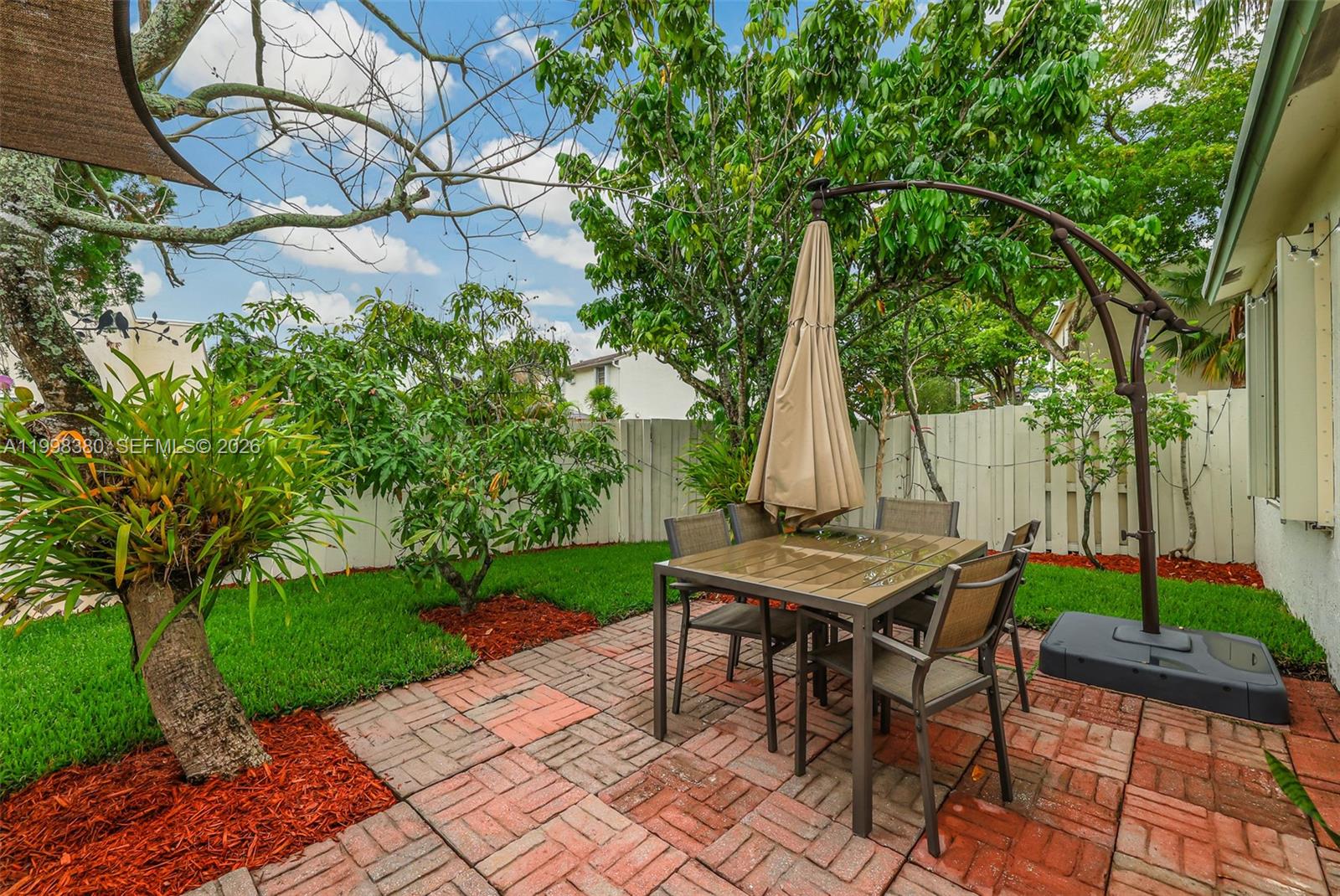 F SHENANDOAH - Residential