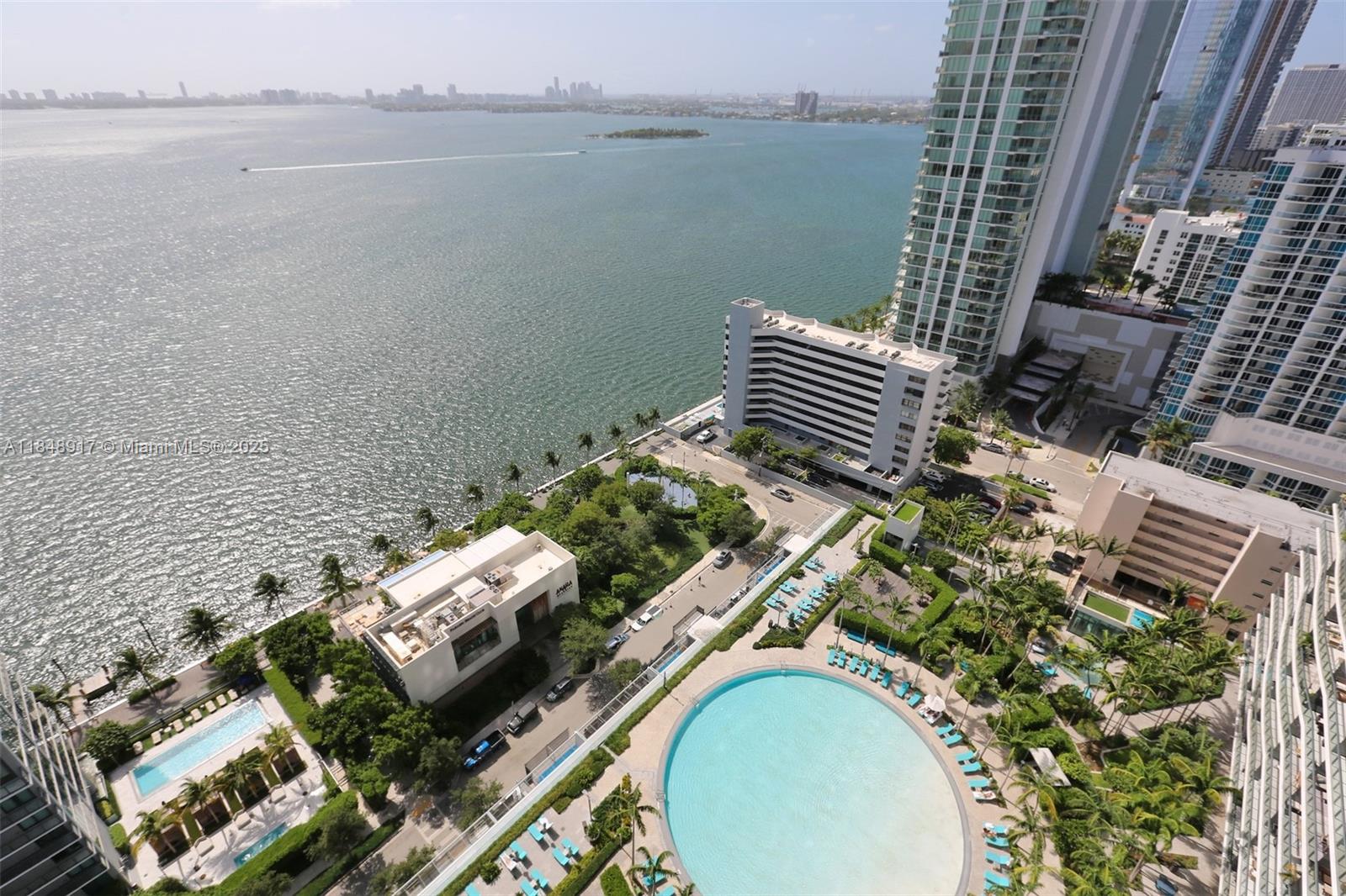 Stunning 2BR/3BA luxury rental on the 26th flr of Paraiso Bay w/ unobstructed bay views to South Beach & beyond. Private elevator foyer, custom lighting, sheers, & deep balcony ideal for indoor-outdoor living. Split floor plan, upgraded finishes, spa-like baths, open kitchen with island seating and high ceilings. In-unit washer and dryer with custom fitted walk-in closets bring luxury to anew level. Paraiso Bay offers Miami’s best amenities: resort pool, spa, gym, theater, tennis and even a bowling alley. Prime Edgewater location near the new Whole Foods, Wynwood, Design District & Downtown. Across the street from acclaimed Amara restaurant. Pets considered. Live the luxury high-rise lifestyle in one of Miami’s most coveted towers! One assigned parking included