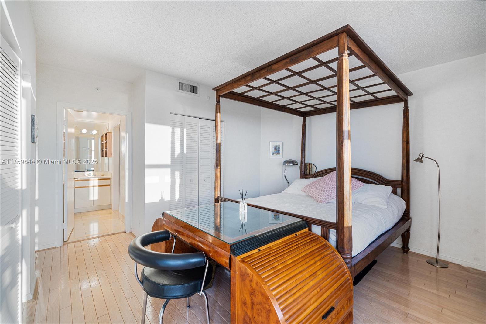 BAY HARBORVIEW CONDO - Residential