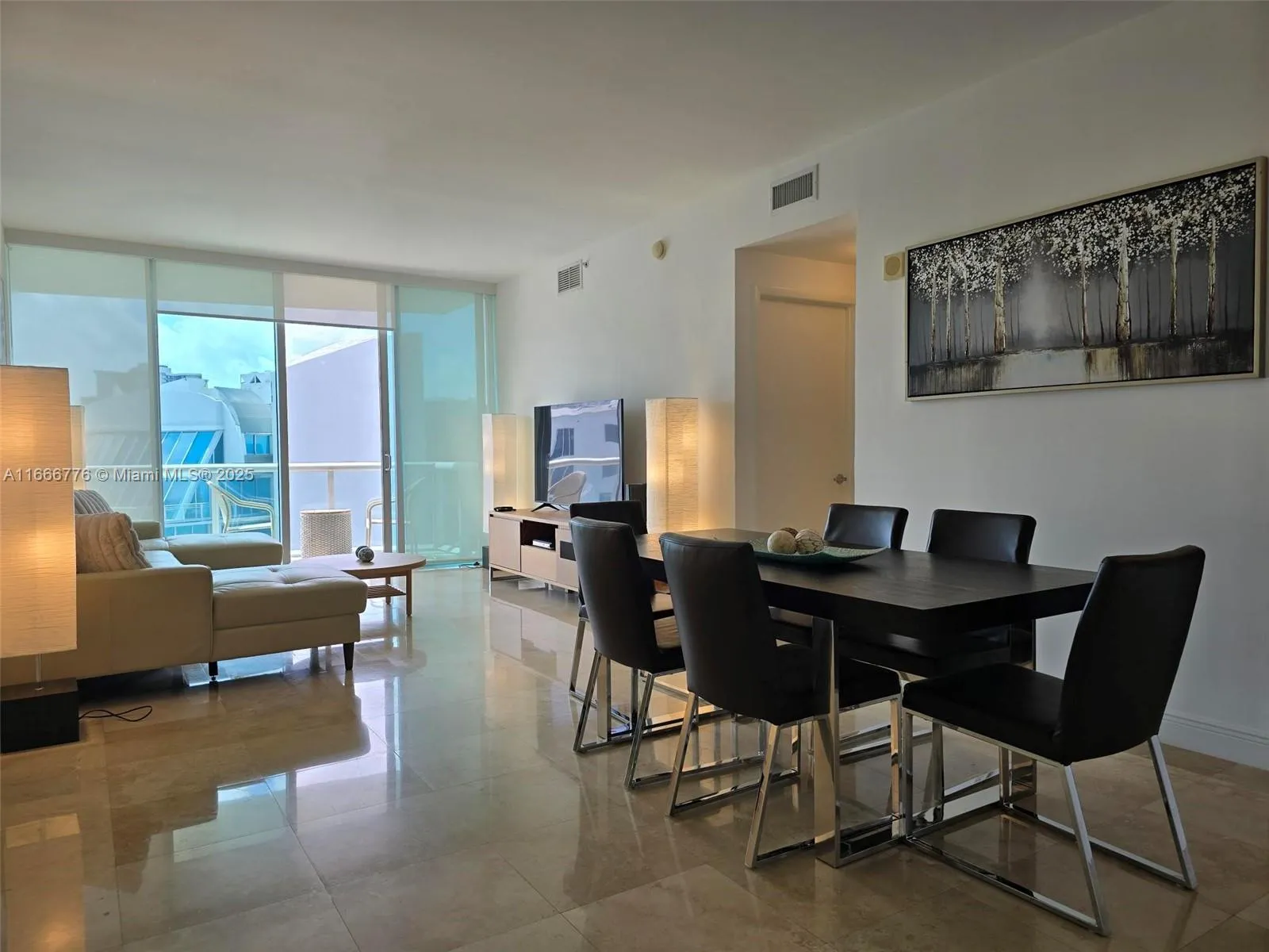 Aventura, Florida 33180, United States, 2 Bedrooms Bedrooms, ,2 BathroomsBathrooms,Residential,Active,41948