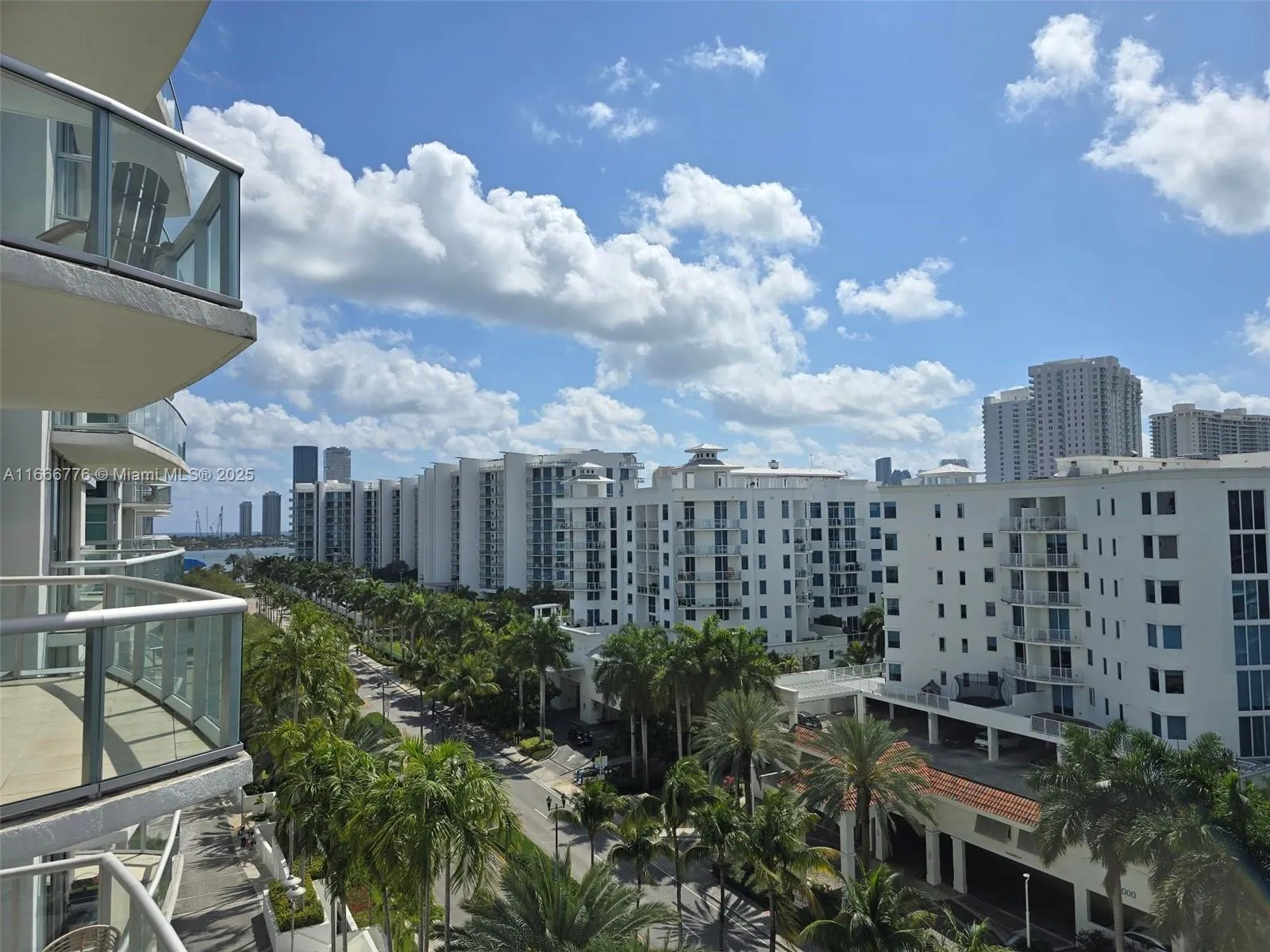 Aventura, Florida 33180, United States, 2 Bedrooms Bedrooms, ,2 BathroomsBathrooms,Residential,Active,41948