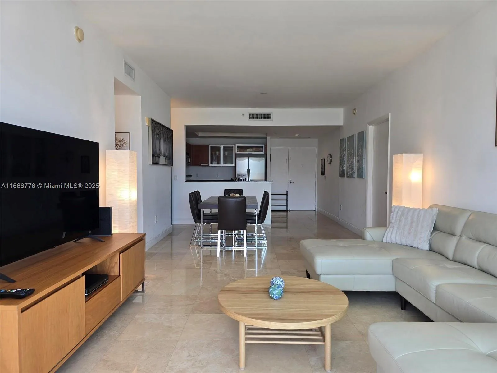 Aventura, Florida 33180, United States, 2 Bedrooms Bedrooms, ,2 BathroomsBathrooms,Residential,Active,41948