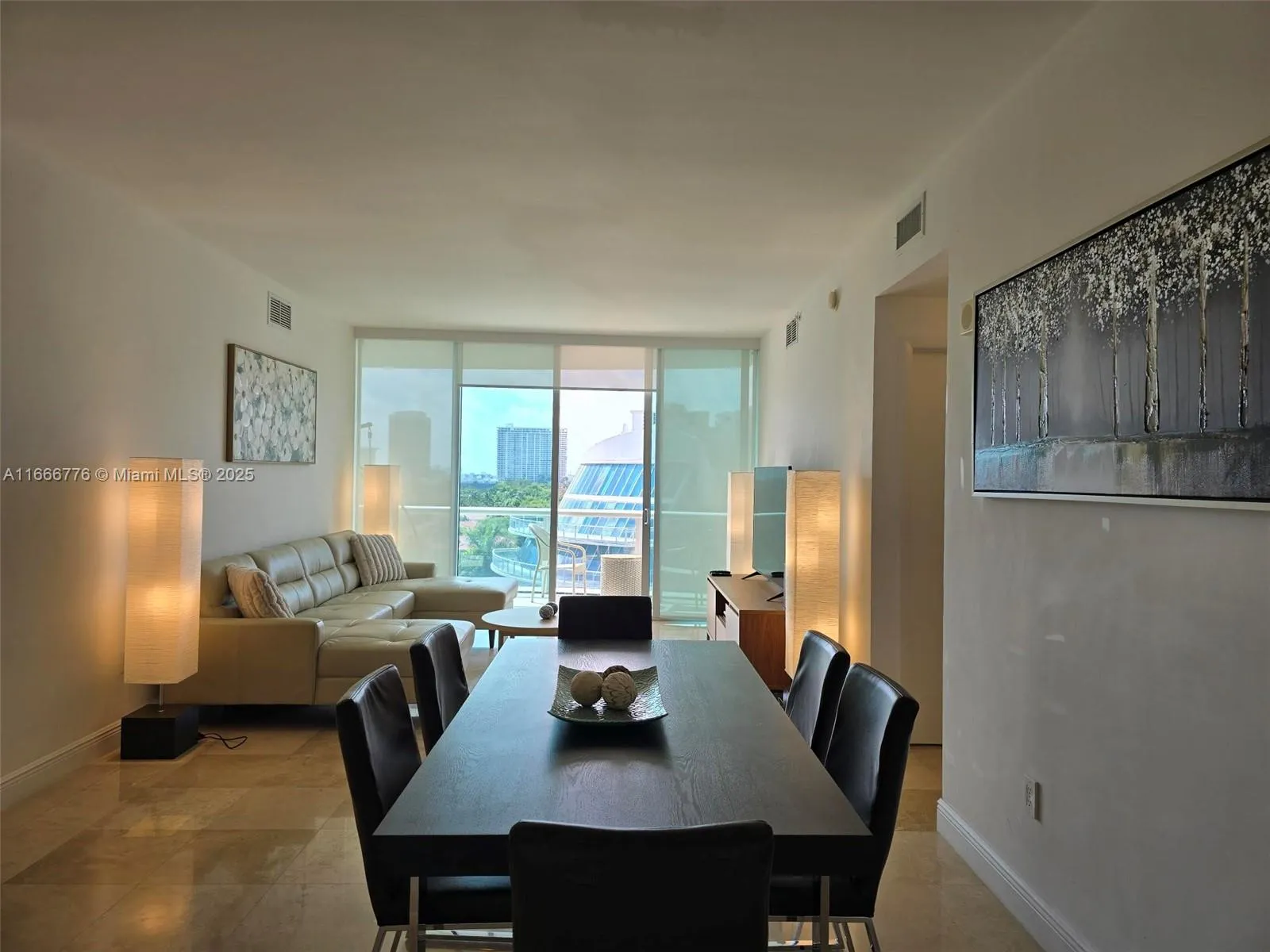 Aventura, Florida 33180, United States, 2 Bedrooms Bedrooms, ,2 BathroomsBathrooms,Residential,Active,41948