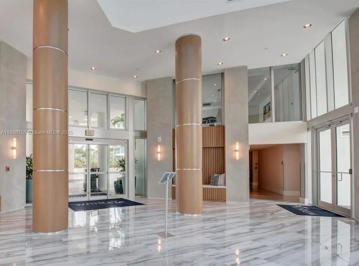 Aventura, Florida 33180, United States, 2 Bedrooms Bedrooms, ,2 BathroomsBathrooms,Residential,Active,41948