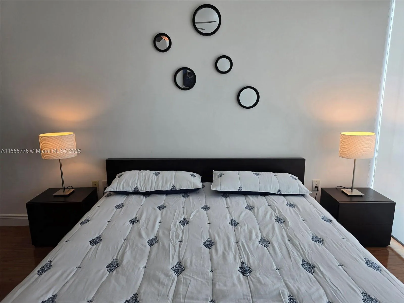 Aventura, Florida 33180, United States, 2 Bedrooms Bedrooms, ,2 BathroomsBathrooms,Residential,Active,41948