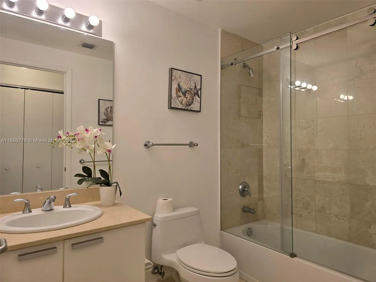 Aventura, Florida 33180, United States, 2 Bedrooms Bedrooms, ,2 BathroomsBathrooms,Residential,Active,41948