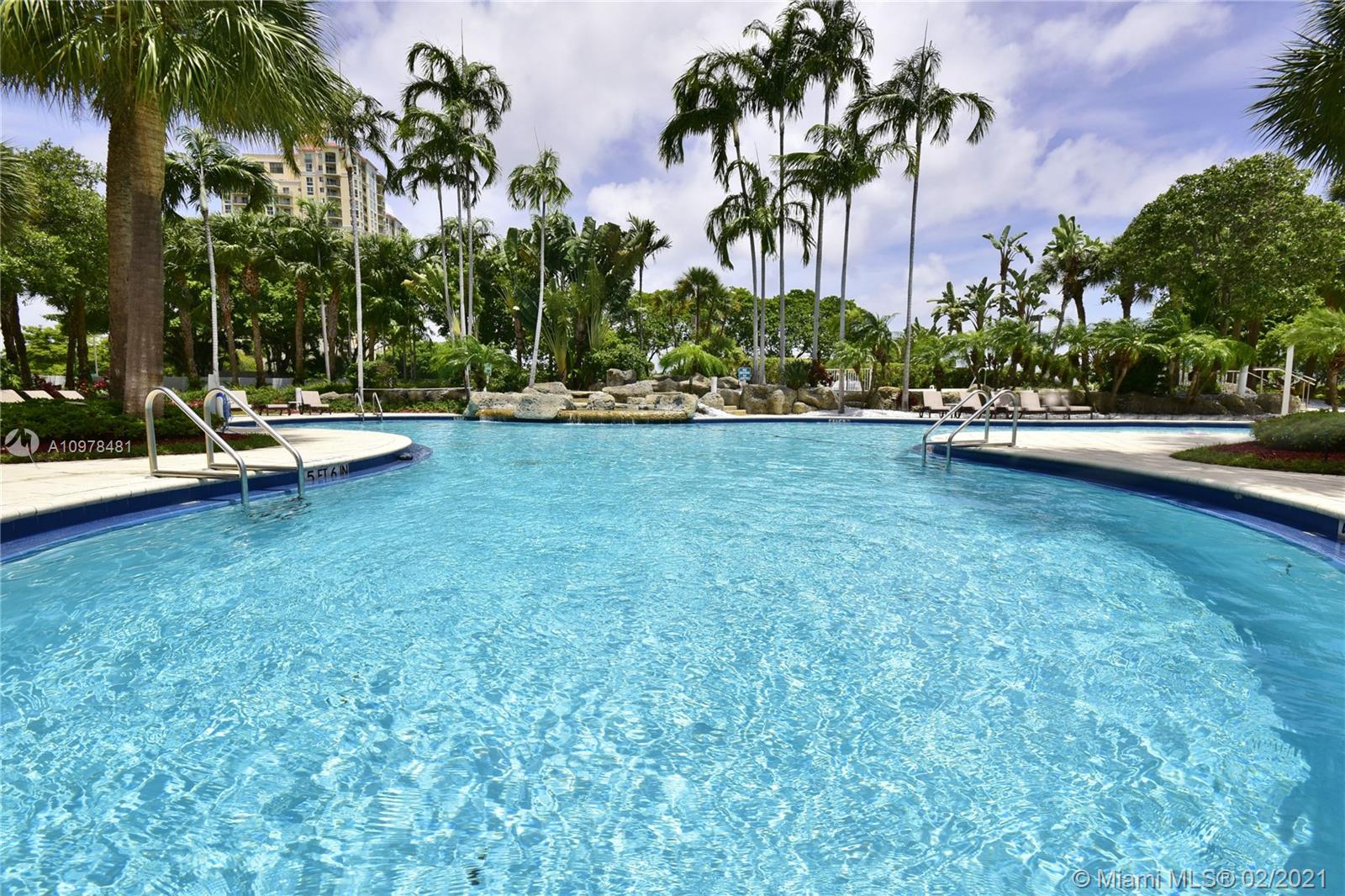 PARC CENTRAL AVENTURA EAS - Residential Lease