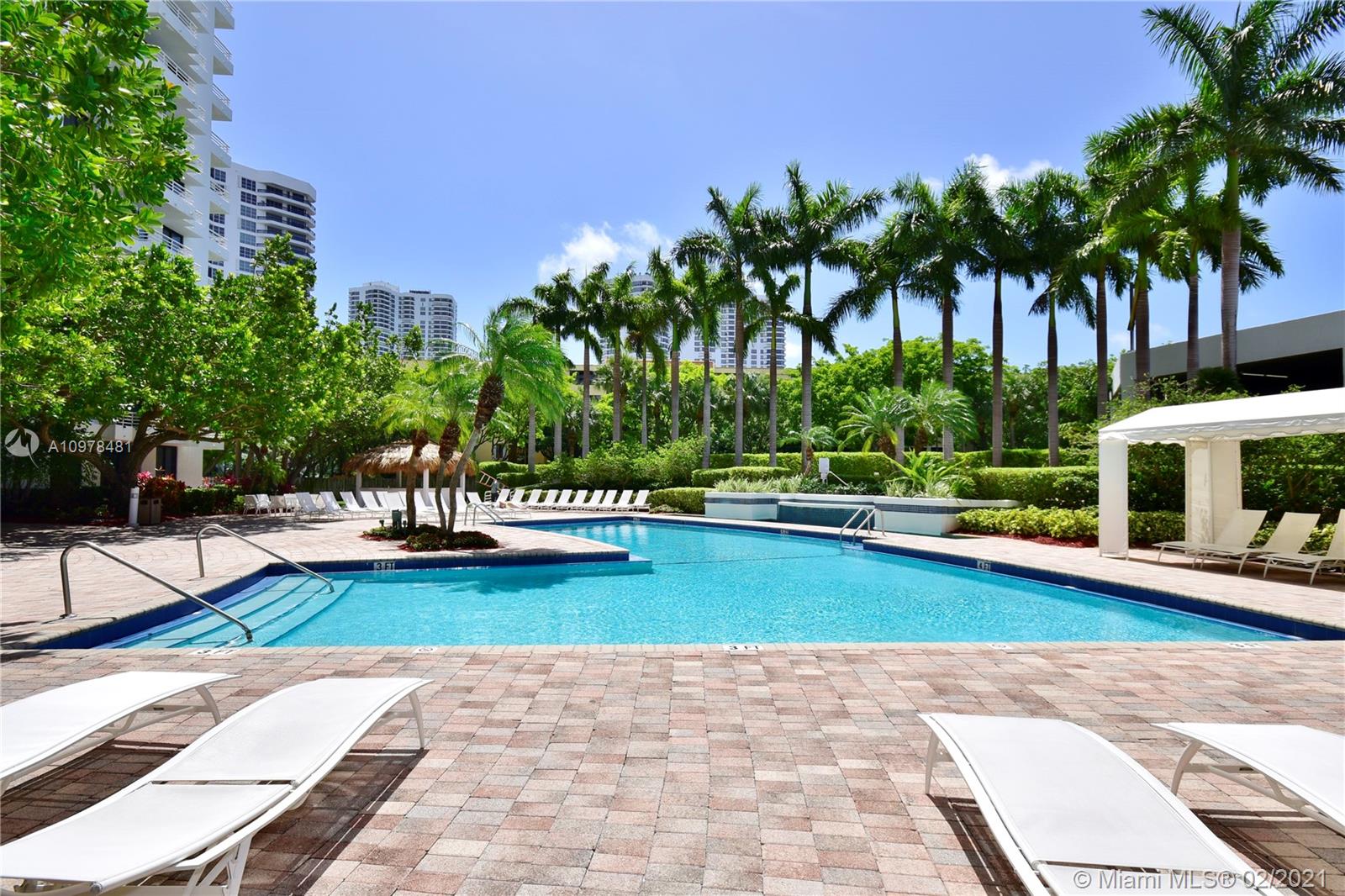 PARC CENTRAL AVENTURA EAS - Residential Lease