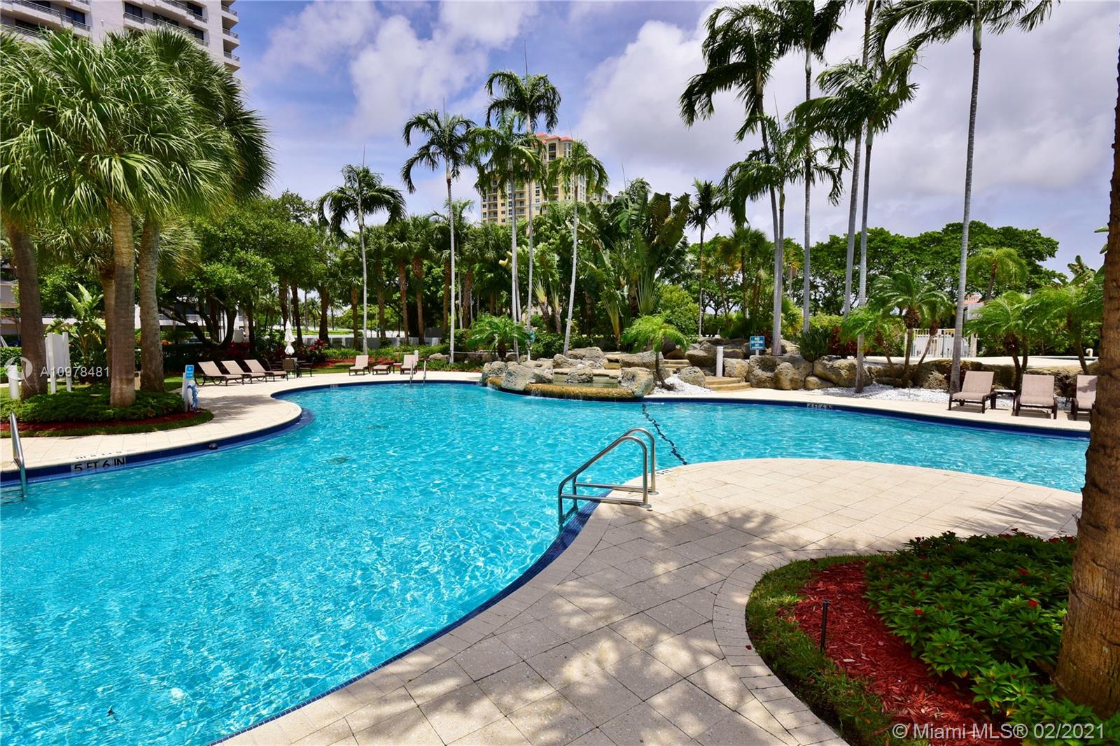 PARC CENTRAL AVENTURA EAS - Residential Lease