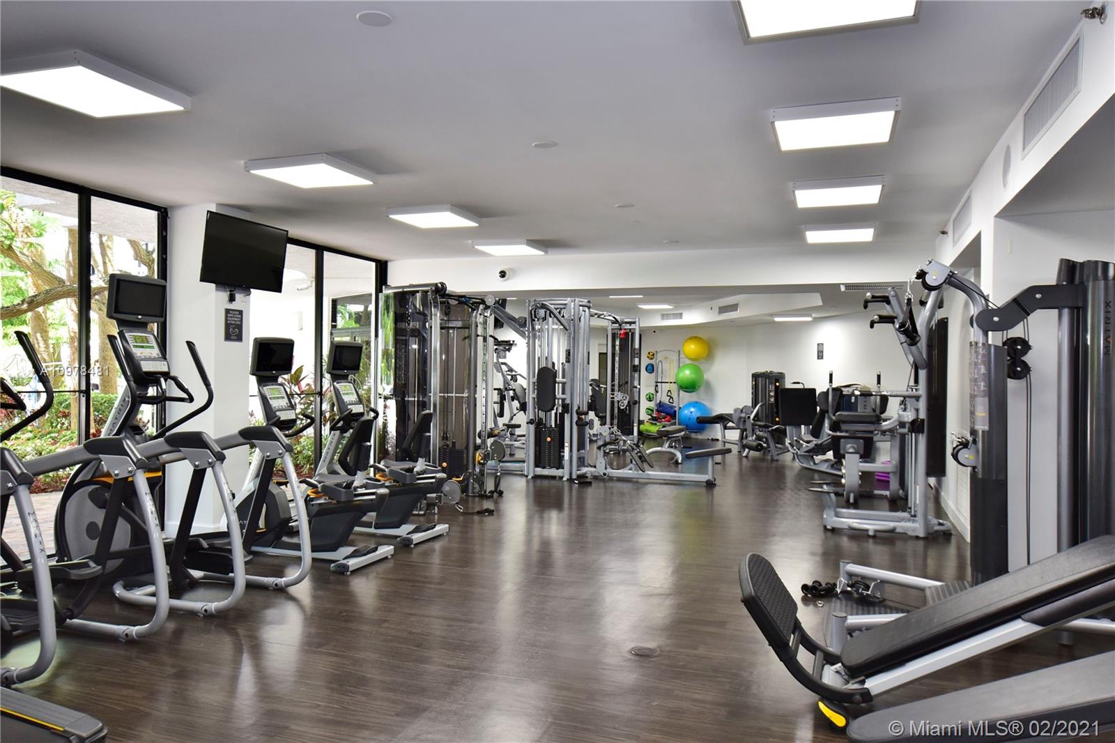 PARC CENTRAL AVENTURA EAS - Residential Lease