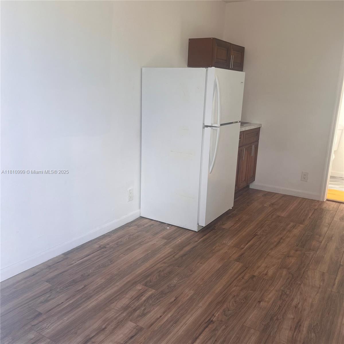Rental Property at 30320 Sw 149th Ave B, Homestead, Miami-Dade County, Florida - Bedrooms: 1 
Bathrooms: 1  - $1,200 MO.